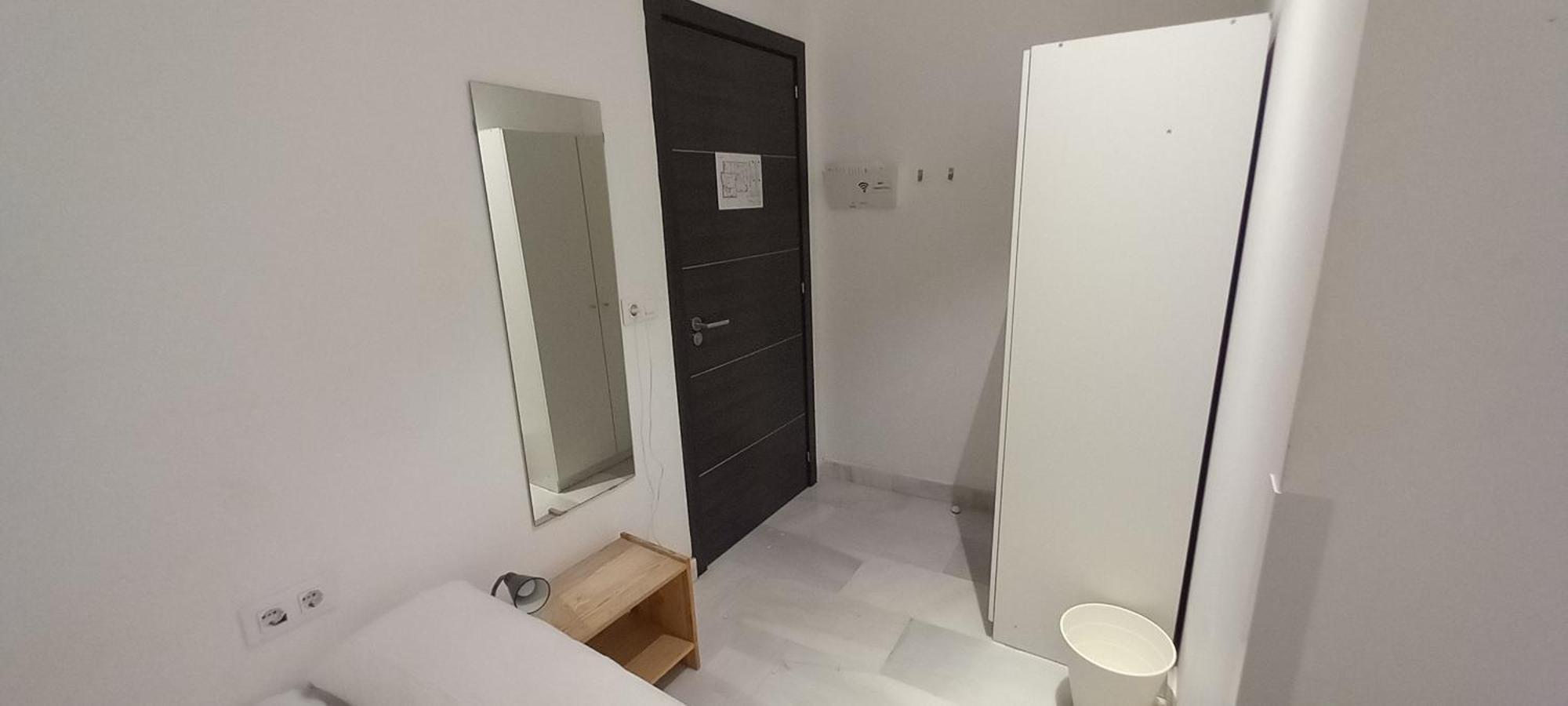 Hostel Central Sevilla Luaran gambar